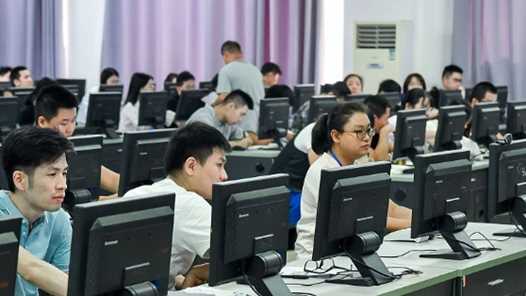 定了！2026年度专业技术人员职业资格考试时间表公布